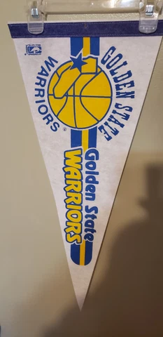 GOLDEN STATE WARRIORS  NBA BASKETBALL VINTAGE PENNANT  2/23/23 Cover