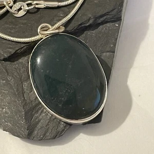 Oval Pendant Green In Silver Band With 18 Inch Silver Snake Chain Handmade Gift - Picture 1 of 7