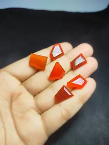 Pietra preziosa sfaccettata onice rossa forma taglio - Foto 1 di 6