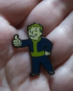 Fallout 4 Vault Boy Enamel Metal Lapel Collectors Pin - Picture 1 of 6
