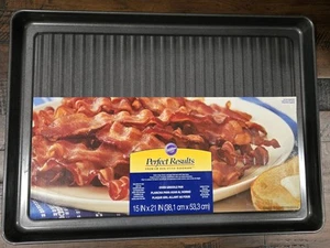 Wilton Oven Griddle Pan 15 x 21 Inch Premium Non-Stick Pan Perfect Results NEW - Picture 1 of 6
