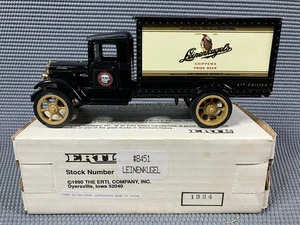 Banco de monedas de metal camión ojo de halcón cerveza Leinenkugel's 1931 1990 de colección sin usar, en caja 1:25 Ertl nuevo en caja - Imagen 1 de 10