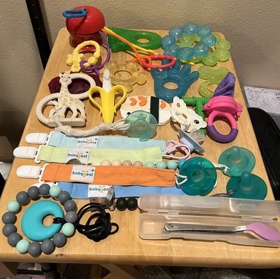 Sophie La Girafe So Pure Natural Rubber Soft Baby Ring Silicone TEETHING BUNDLE - Image 1 of 4