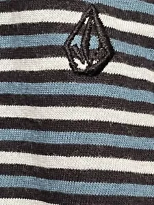 250135 Mens Small VOLCOM Black White Blue Striped S/S Cotton Tee T Shirt NWT - Picture 1 of 3
