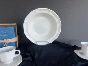 Mikasa French Countryside Pasta Bowl 9 7/8" – White, Discontinued, Rare, EUC - Picture 1 of 9