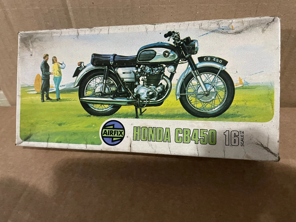 HONDA CB450 SCALA 1/16 AIRFIX - Immagine 1 di 4
