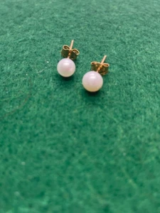 14CT 14 CARAT YELLOW GOLD PEARL STUD STYLE PAIR EAR RING STYLE 0.5G PRE OWNED - Picture 1 of 2