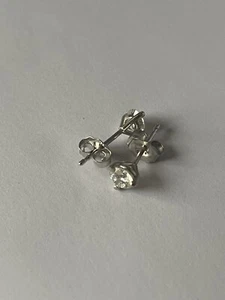 14K White Gold Lab-Created Diamond 3 Prong Basket Stud Earring .5ctw each. - Picture 1 of 4