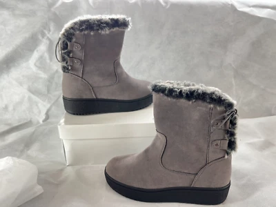 Journee Collection Kaskae Botas de Invierno Mujer 8.5 Gris Gamuza Invierno Zapatos Nuevos con Etiquetas Foto 1 de 4