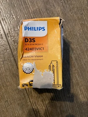 Philips D3S Xenon Vision Car Headlight Bulb 42V 1 Pack 42403VIC1 Damaged Box - Image 1 of 4