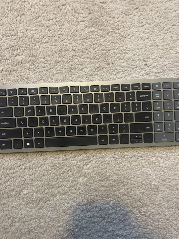 Dell KB7120Wc Wireless Slim Keyboard Tested Working Good Condition No USB Dongle - Image 1 of 4