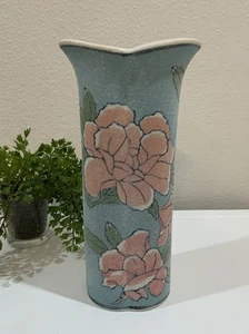 Vtg Ceramic Sand Texture Blue Pink Green Floral Vase Scalloped Edge 7 3/4” H - Picture 1 of 6
