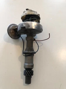 Pontiac 1974 DISTRIBUTOR 111237 Date 3K3 400 2 BARREL EXP HEI - Picture 1 of 3