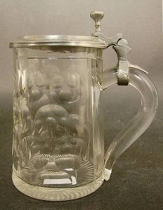 cl. Boccale birra / boccale per bambini con ritratto di bambina, XIX secolo Boccale soffiato Vetro. Bicchiere da latte - Foto 1 di 1