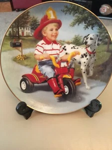 Thursday’s CHILD BY ELAINE GIGNILLIAT~CHILDREN OF THE WEEK COLLECTOR PLATE - Picture 1 of 2