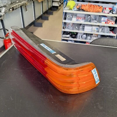 Mercedes class S W116 fanale posteriore destro nuovo 1168203664 - Imagen 1 de 3