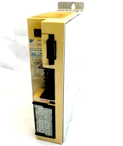 YASKAWA B1P5T0B / CIMR-PBEB1PST SINGLE PHASE 1.5KW 200V AC INVERTER DRIVE - Picture 1 of 2