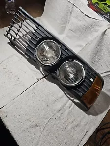 Original BMW E23Headlights 735i / DRIVER SIDE - Picture 1 of 8