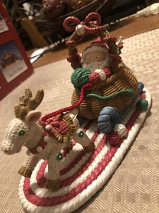 Vintage Westland Giftware Little Knittles Santa On Slay 1997 - Bild 1 von 4
