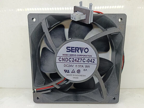 SERVO CNDC24Z7C-042 DC24V 0.37A 9W 2-Pin Inverter Cooling Fan - Image 1 of 1