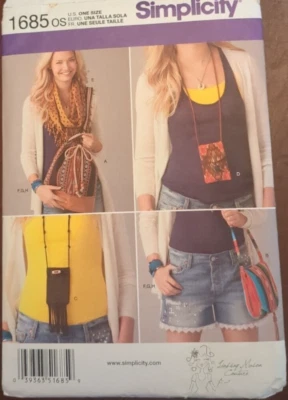1685 Simplicity Pattern UC/FF Craft shoulder bag drawstring scarf passholder - Image 1 of 4
