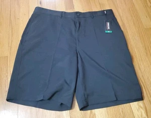 Pantalones cortos Kirkland Signature Performance para hombre negros talla 38 - Imagen 1 de 3
