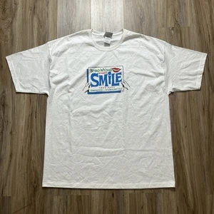 Camisa De Colección Brian Wilson 2004 Smile Tour Coming To A Face Near You Beach Boys - Imagen 1 de 7