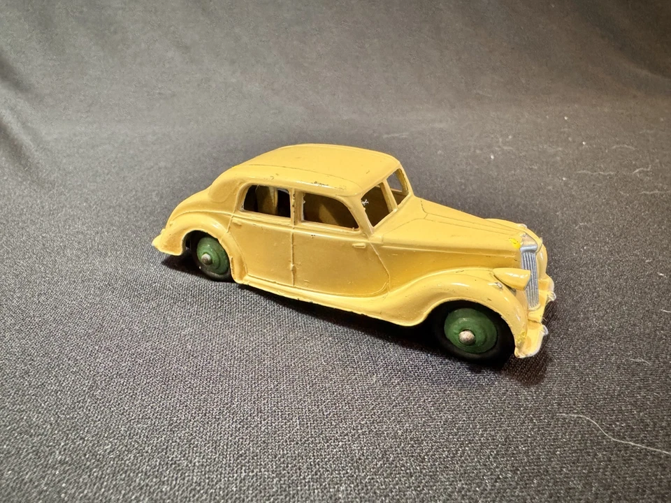 Dinky Toys No. 40a, 1950's Riley Sedan, All Original Made in England - Image 1 of 4