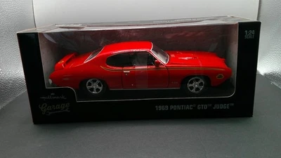 HALLMARK GARAGE 1969 PONTIAC GTO CAR Novo na Caixa de Janela Carro Fundido Escala 1:24 - Imagem 1 de 4