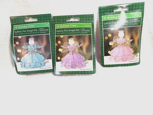SET BESTEHEND AUS 3 1990ER JAHRE HOLIDAY TIME SICHERHEITSNADEL ENGEL-SETS JUNI/MÄRZ/OKTOBER - Bild 1 von 7