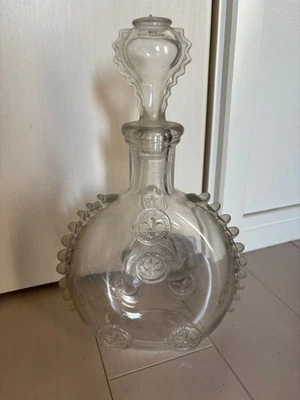 Remy Martin Baccarat Luis XIII Botella Vacía Cristal Transparente Sin Caja Usada Foto 1 de 4