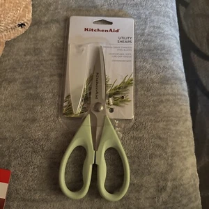 Kitchenaid All Purpose Utility Shears / Scissors Pistachio Green HPIA New - Picture 1 of 4