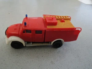 Preiser Magirus Feuerwehr mit Leiter (148_251) - Picture 1 of 5