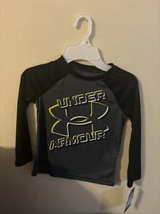 UNDER ARMOUR HeatGear Long Sleeve or Hooded Activewear Top; Boys Sz 3/4, NWT - Picture 1 of 4
