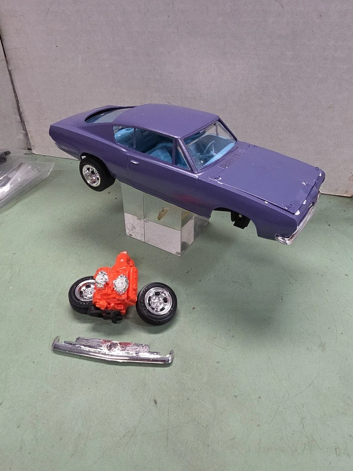1968 Plymouth Hemi Barracuda Built Model Kit - Image 1 of 4