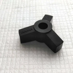 Adaptador YAMAHA 45RPM Peso 3g Tocadiscos Piezas Tipo Universal Hecho en Japón - Imagen 1 de 7