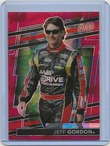 2024 Jeff Gordon/149 The National VIP Gold Pack NASCAR Red Sparkle #59 - Imagen 1 de 2