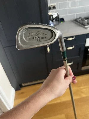 Macgregor Jack Nicklaus CG1800 #9 Iron Stiff Flex Graphite Shaft Right Handed - Image 1 of 4