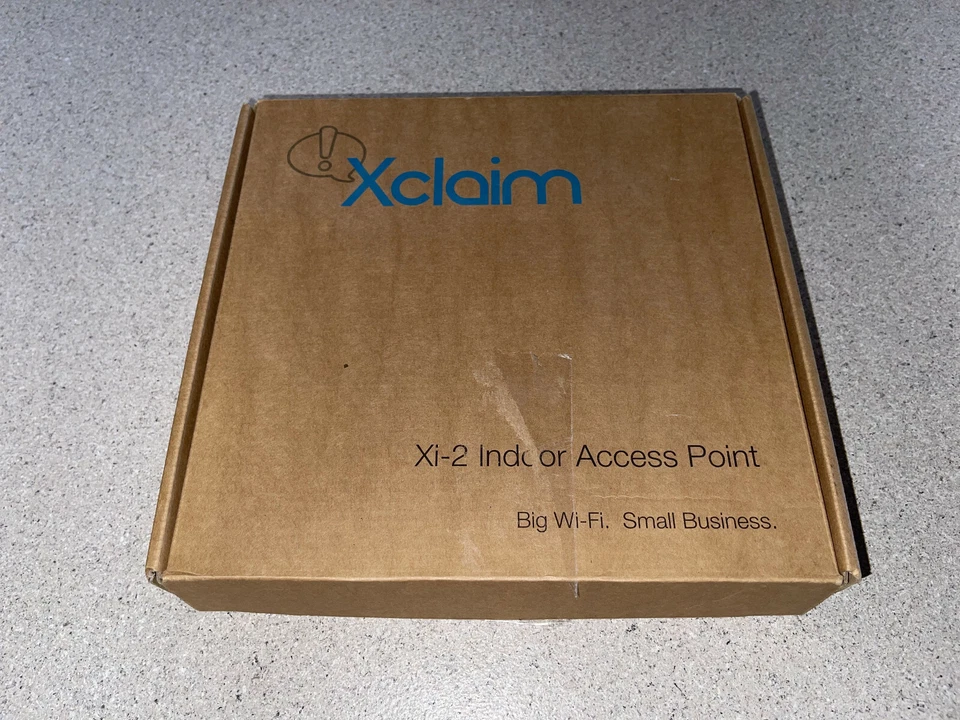 New Xclaim Xi-2 Dual-Band 802.11 Indoor Access Point. NEW - Image 1 of 3