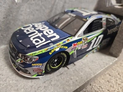 2016 Danica Patrick 10 Aspen Dental 1/24 Lionel Nascar Diecast 1/589 - Image 1 of 4