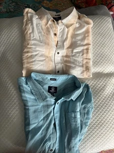 Surf Shirts (2) Volcom Button Down Short Sleeves NWT - Picture 1 of 10