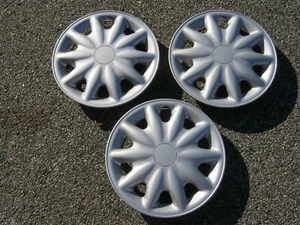 Genuine 1997 to 1999 Chrysler Sebring 14 inch hubcaps wheel covers MR223795 - Picture 1 of 24