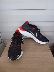 Size 11.5 - Nike Renew Run University Red 2020 - Picture 1 of 12