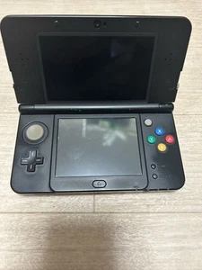 Nintendo New 3DS Console - Picture 1 of 5