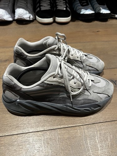 Adidas Yeezy Boost 700 V2 Tephra UK 9.5