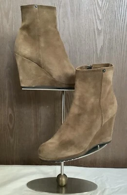 Prada womens booties  size 8 pre-owned Suede Brown - Image 1 of 4