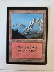 Magic: The Gathering Beta Series - Basic Land Mountain (298) - Picture 1 of 2