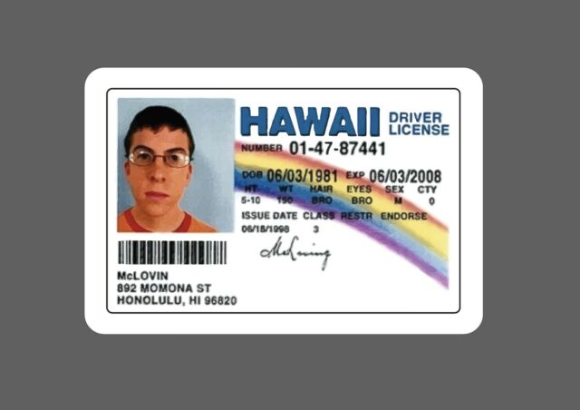  Auto & Car Acc McLovin Fun Plastic Fake ID License Model:  Car/Vehicle Accessories/Parts : Automotive