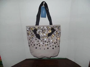 Nuevo con etiquetas Cartera Simply Vera Wang Beige Grandes Estrás y Tachuelas, Asas - Imagen 1 de 5