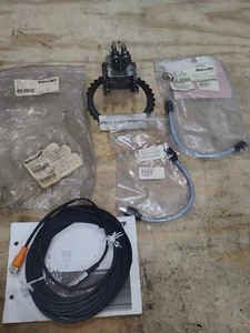 Balluff BIS C-300-10 Antenna Assembly BIS005Y =NOS= 137054 - Picture 1 of 6